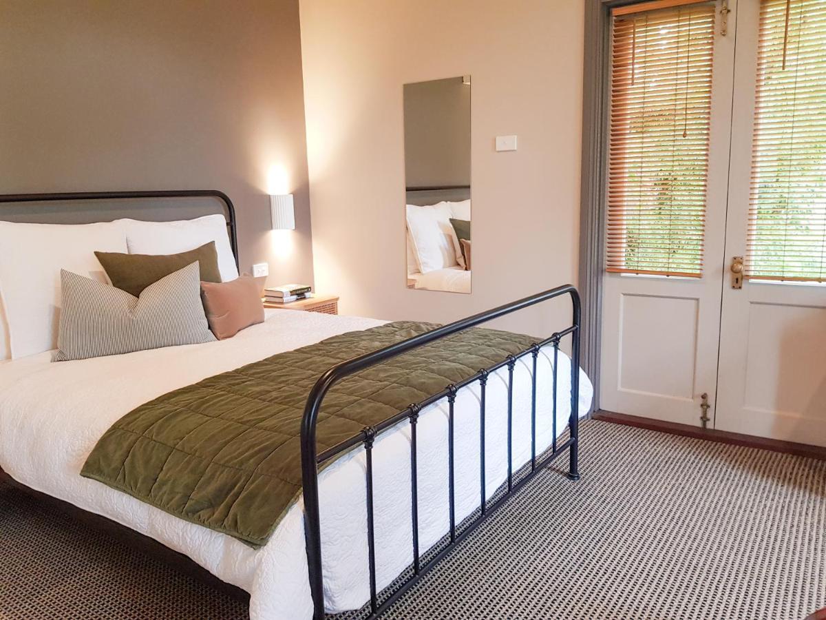 Clonmara Country House And Cottages Порт-Фейри Экстерьер фото