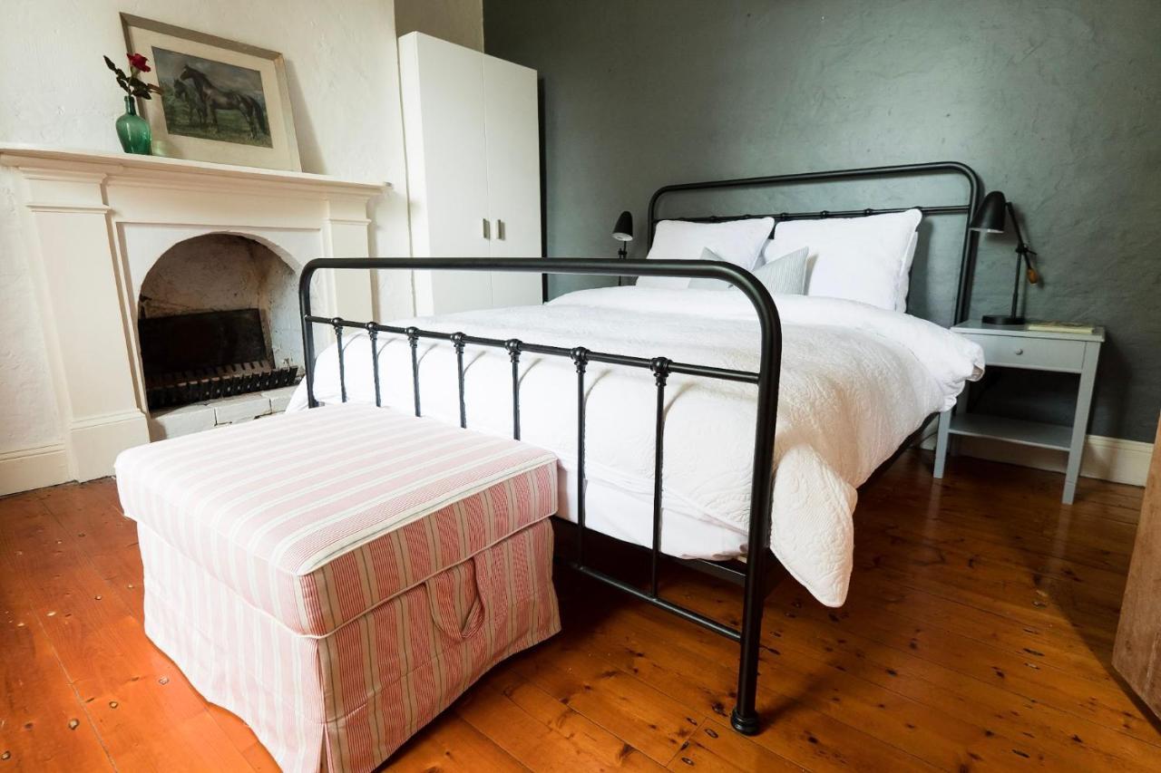 Clonmara Country House And Cottages Порт-Фейри Экстерьер фото